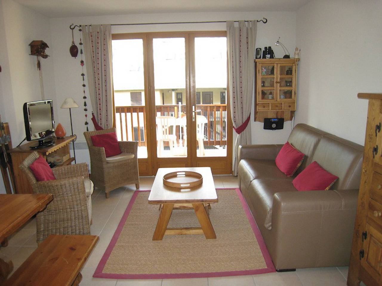 Appartement entier, Appartement 3P, 6 pers, proche pistes, balcon exposé Sud, parking privé, Tv, cuisine équipée in Le Monêtier-les-Bains, Serre Chevalier