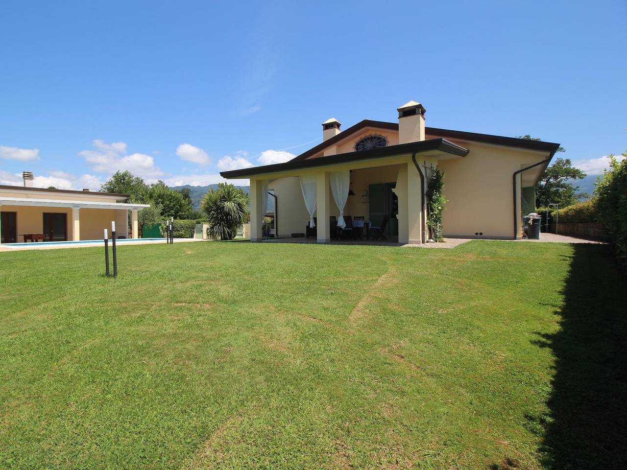 Casa Vacanze in Versilia con Piscina e Spiagge in Riviera Toscana