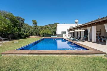 Villa in Crestatx, Sa Pobla für 6 