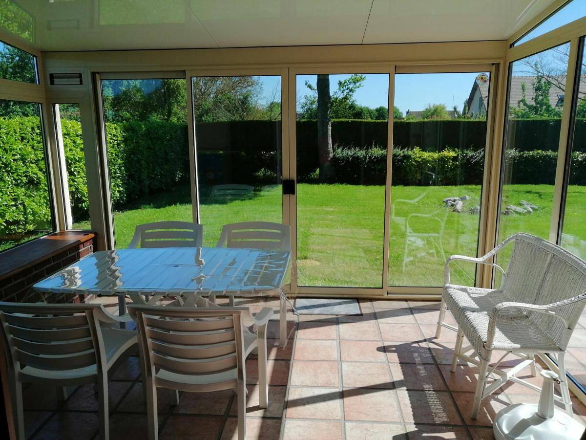 Three-Bedroom House in Bracquemont, Région de Dieppe