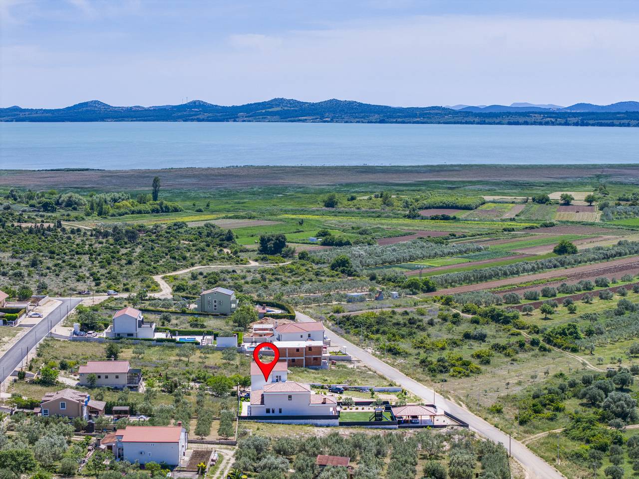 Magnificent Villa Oasis with extra large heated po in Pakostane, Zadar