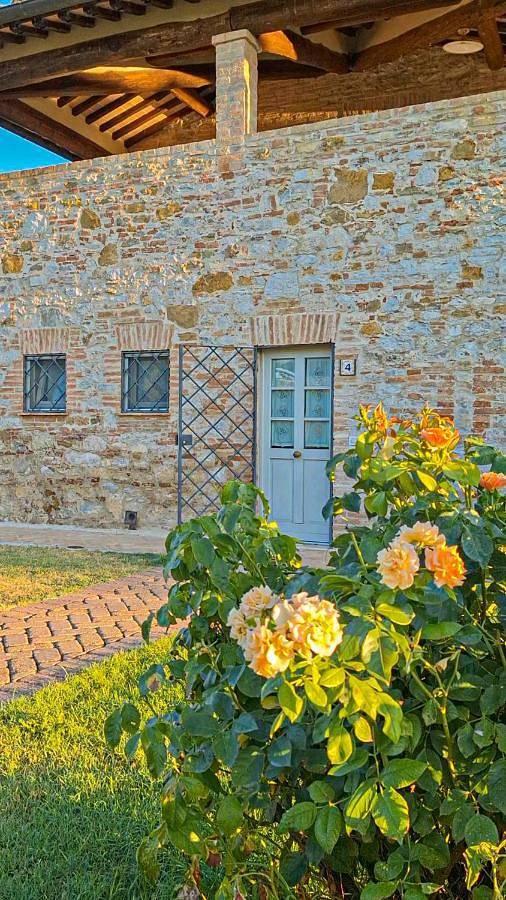Maison de campagne pour 2 personnes, avec jardin ainsi que vue et piscine à Corciano - 3
