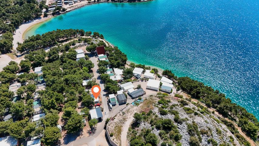 Ferienhaus für 6 Personen, mit Terrasse und Ausblick sowie Pool in Drage (Pakoštane)