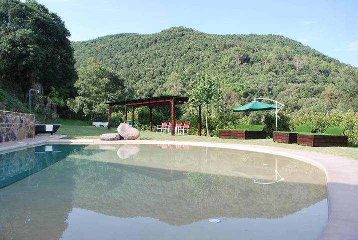 Casa rural para 15 personas, con piscina y jardín en Parc Natural de Zona Volcànica de la Garrotxa - 2