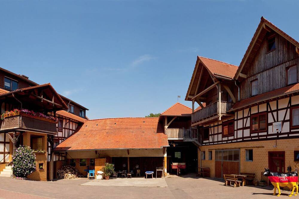 Ganze Wohnung, Ihr Urlaubsbauernhof am Edersee und am Nationalpark Kellerwald-Edersee! in Vöhl, Waldecker Land