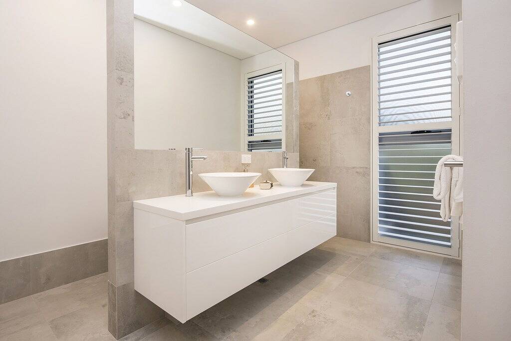 Stunning Couples Retreat with Ocean Views just 300 Metres to Beach in Dunsborough, Western Australia