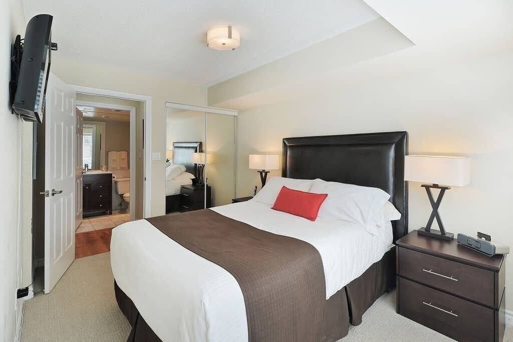 Apartment for 3 People in Toronto, Lake Ontario (Canada)