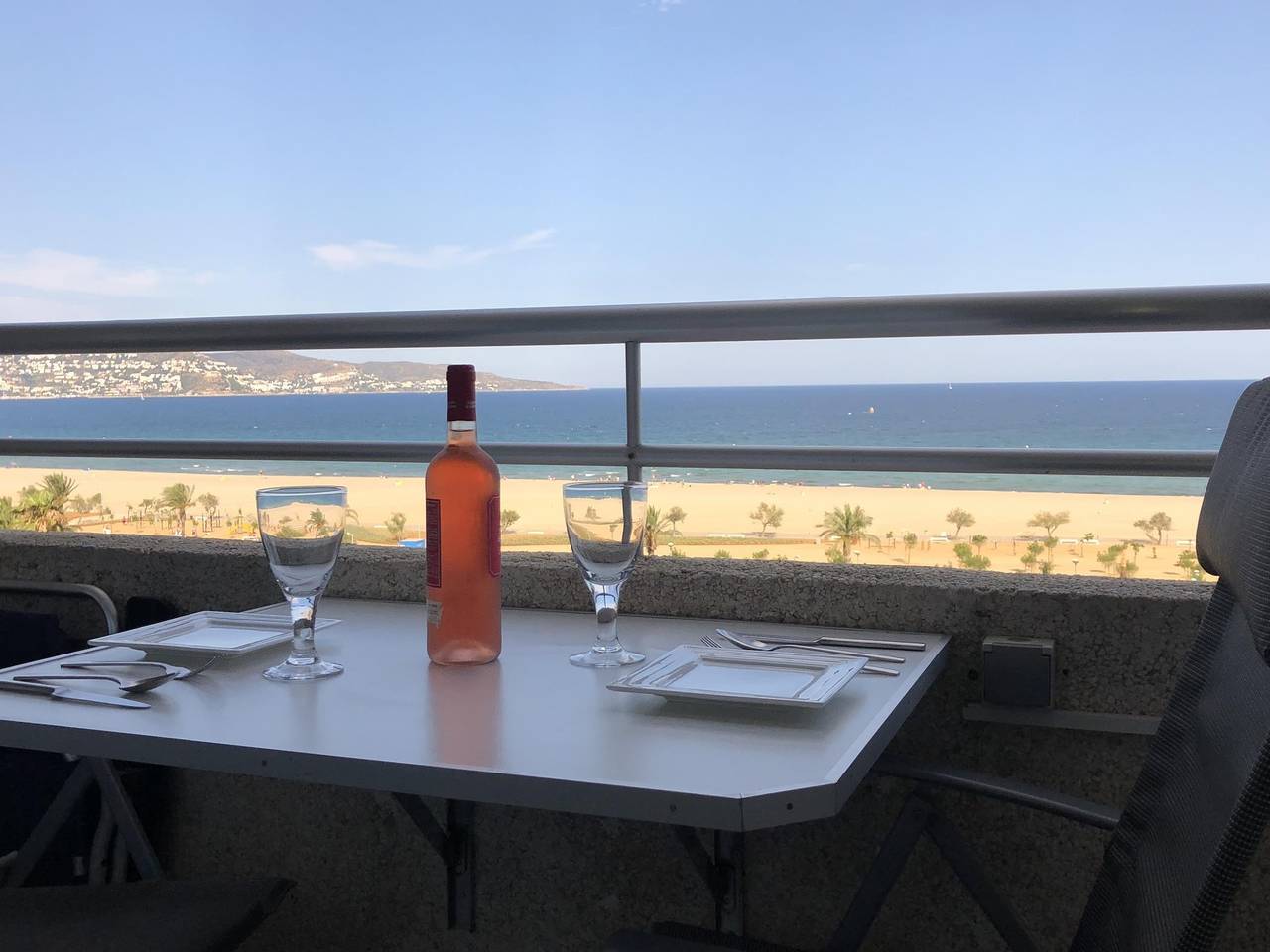 Apartamento vacacional entero, Primera linea de mar. Vistas espectaculares. in Ampuriabrava, Alt Empordà