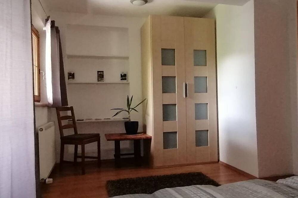 Ganze Wohnung, Ferienwohnung \"Isarblick\" - Haus Monika in Scharnitz, Arnspitzgruppe