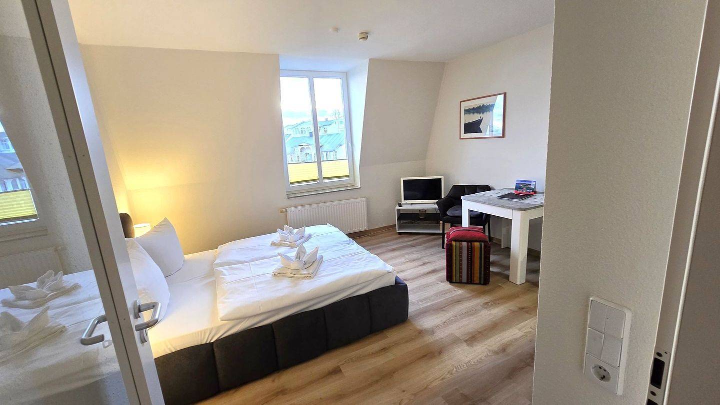 Ganze Wohnung, Alter Reichshof, App. 403 - mit Meerblick in Sassnitz, Nationalpark Jasmund