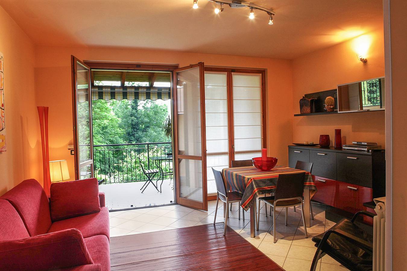 Ganze Wohnung, Residenza Bosco Sole: Boscoviola in Bosco Valtravaglia, Montegrino Valtravaglia Gemeinde