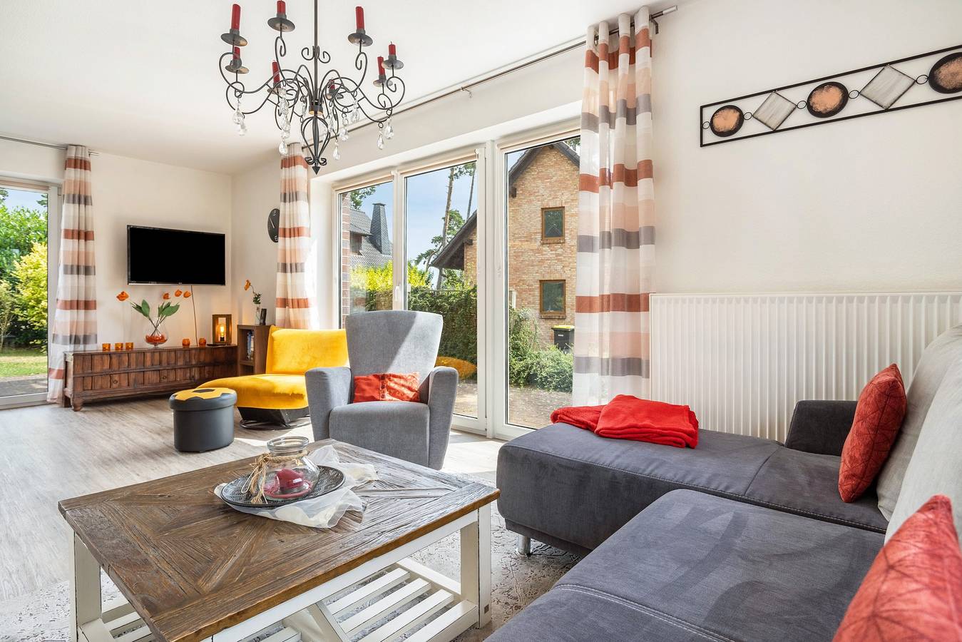 Ferienhaus 'Haus 25' mit privater Terrasse, Garten und Wlan in Röbel, Müritz