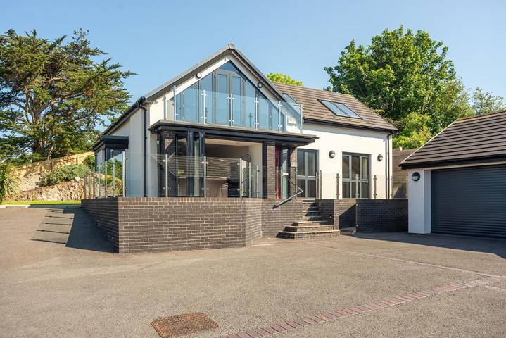 Holiday rental for 8 people, with garden and view, child-friendly in Rhos on Sea