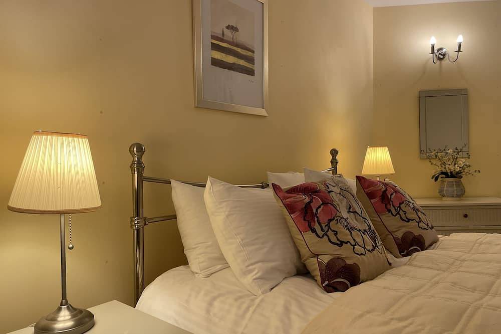 Ganze Wohnung, The Fort Archway - ground floor apartment at The Highland Club, Loch Ness in Fort Augustus, Highlands