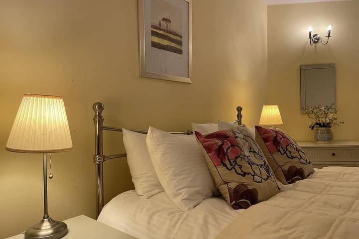 Ganze Wohnung, The Fort Archway - ground floor apartment at The Highland Club, Loch Ness in Fort Augustus, Highlands