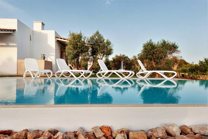 Superior pool villa w/ huge garden in Salve, Gulf of Taranto