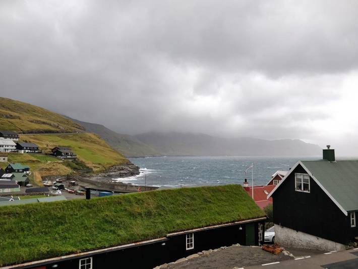 Ferielejlighed for 4 personer, med Terrasse og Have i Færøerne