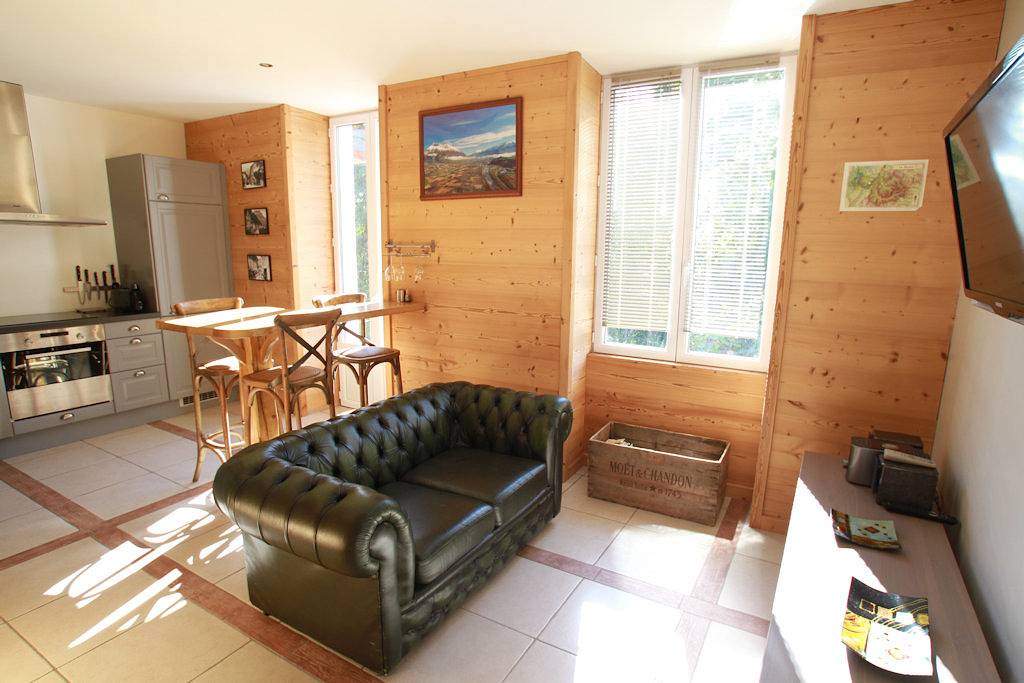 Appartement entier, Gîte Au Fil de l'Eau in Saint-Pierre-d'Albigny, Région de Chambéry