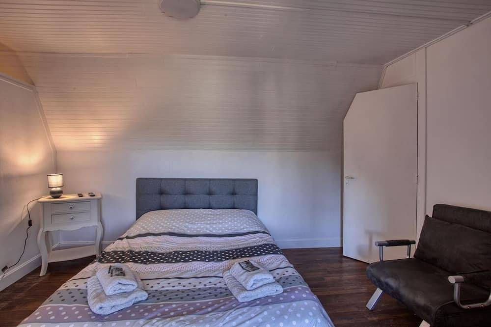 Logis du Guet au Coeur de la Bastide de Domme Ideal Pour2 Couples ou une Famille in Domme, Périgord Noir