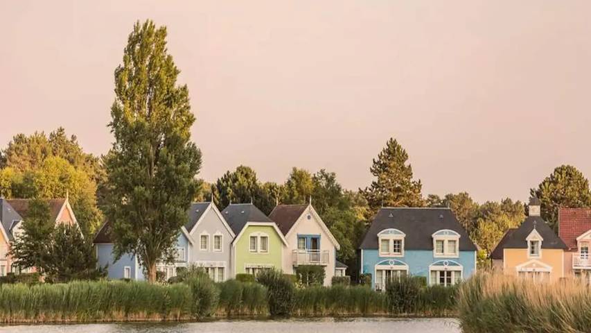 Gîte pour 5 personnes, avec Balcon et Jardin dans Aquaclub de Belle Dune