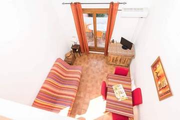 Gîte pour 5 personnes, avec balcon dans Plage de Saint-Cyr sur Mer Les Lecques