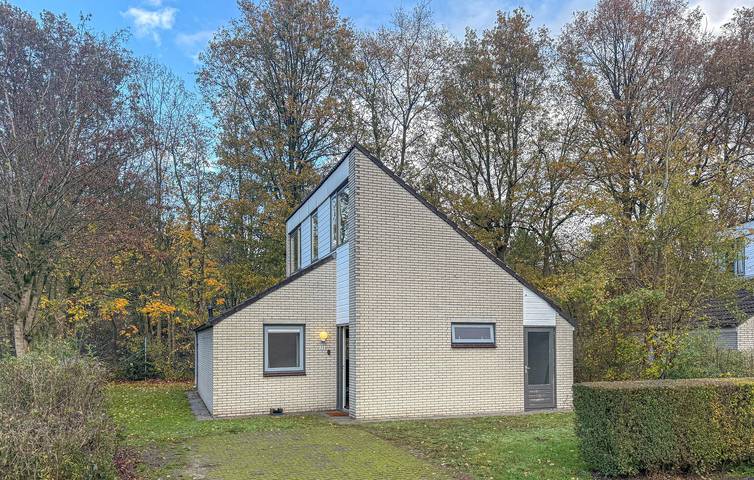 Ferienhaus für 6 Personen, mit Terrasse und Garten in Hoeven