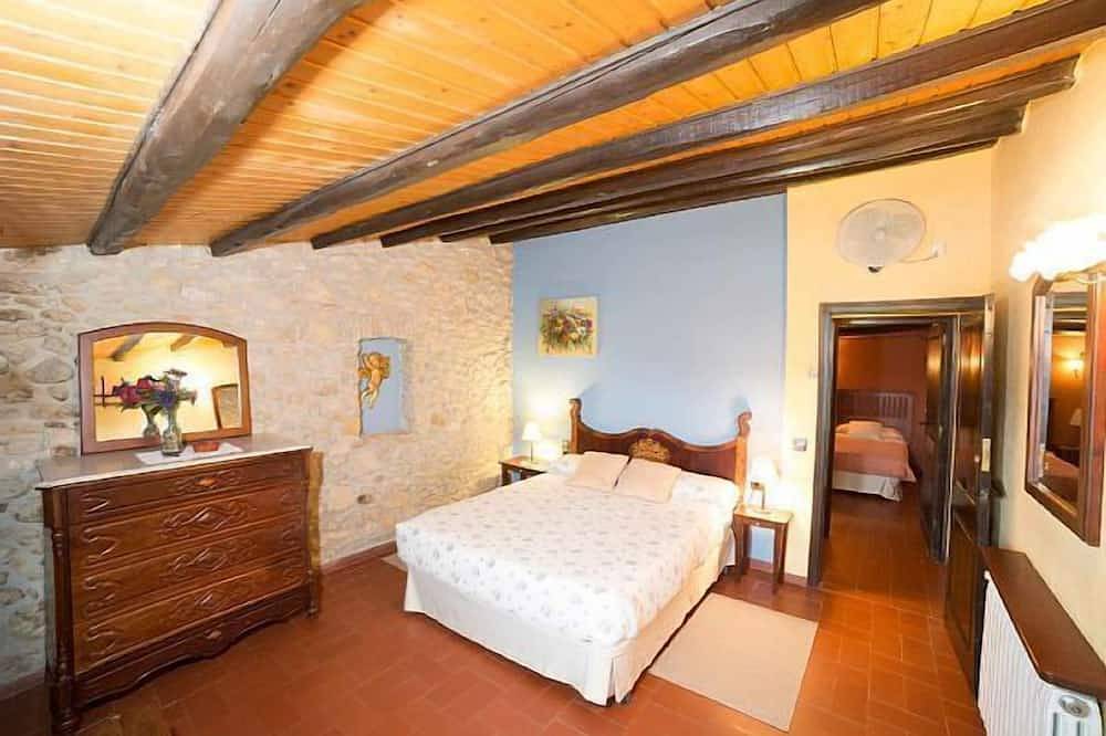 La Nena+Nina de Cal Duc. Encantadora casa rural para familias y grupos in Vilavenut, Fontcuberta