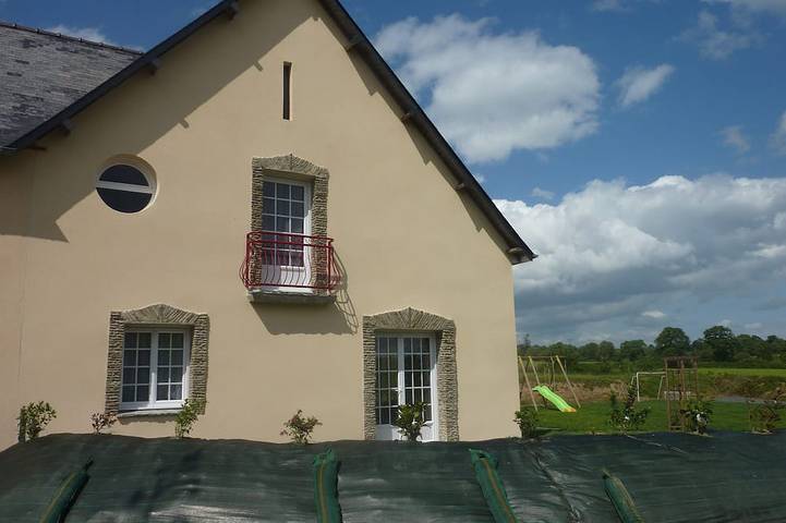 Gîte pour 14 personnes, avec Balcon et Jardin