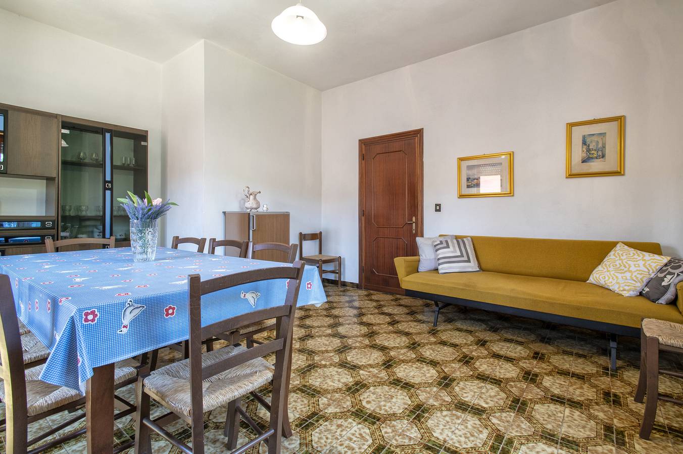 Spaziosa casa a Costa Rossa con parziale vista sul mare e terrazza in Trinità d'Agultu e Vignola (Borgo), Trinità d'Agultu e Vignola