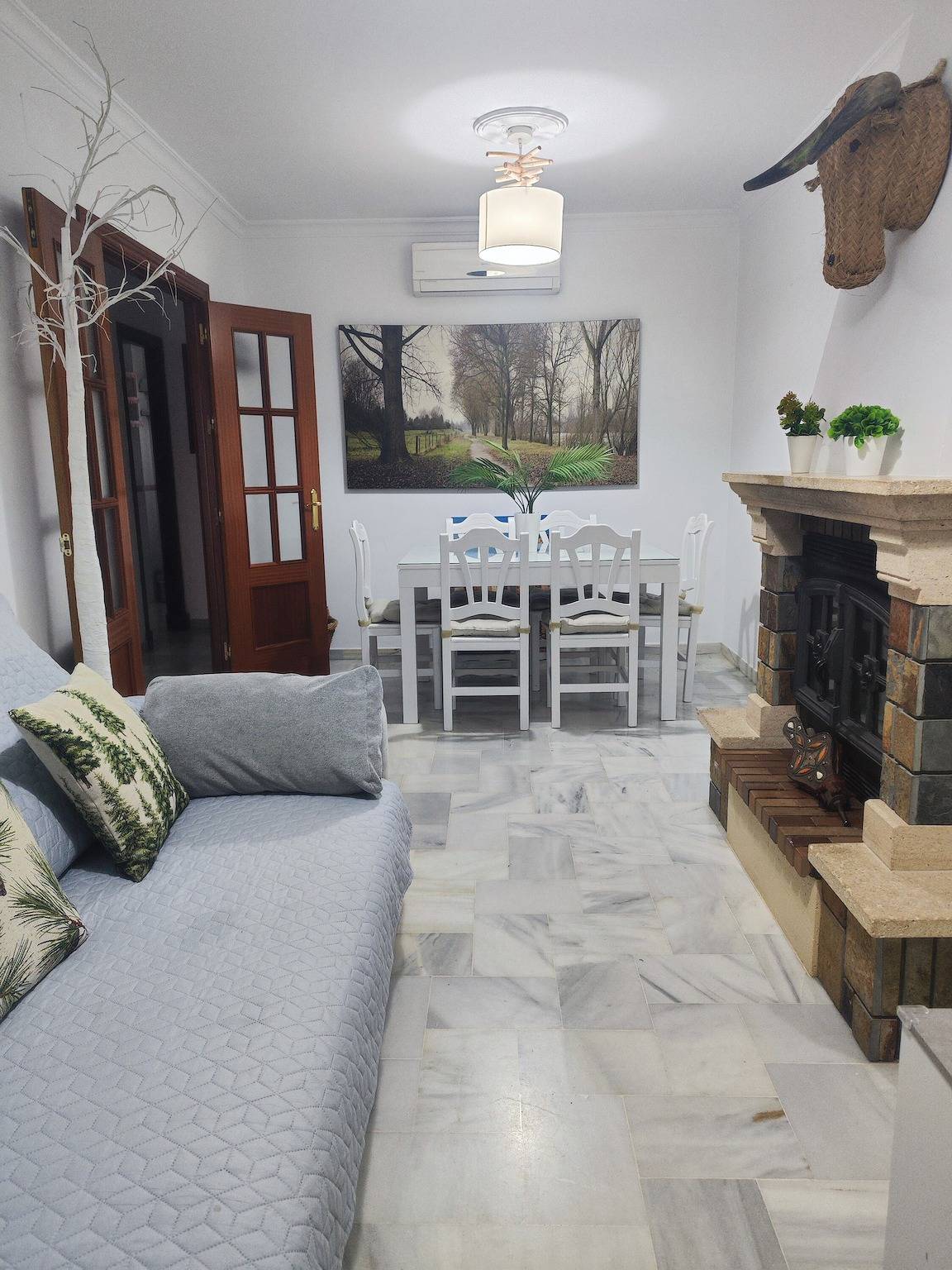 Entire apartment, Apartment 'Vacation Rental' with Wi-Fi in Chiclana de la Frontera, Costa de la Luz