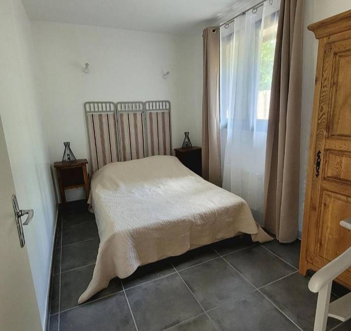 Gîte pour 4 personnes, avec terrasse et vue, animaux acceptés dans Camelin - 4