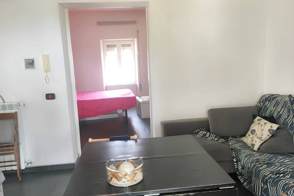 Apartamento entero, Homerez - Apto. Cioccatelli - Jardín, Parking in Latina (Italia), Agro Pontino