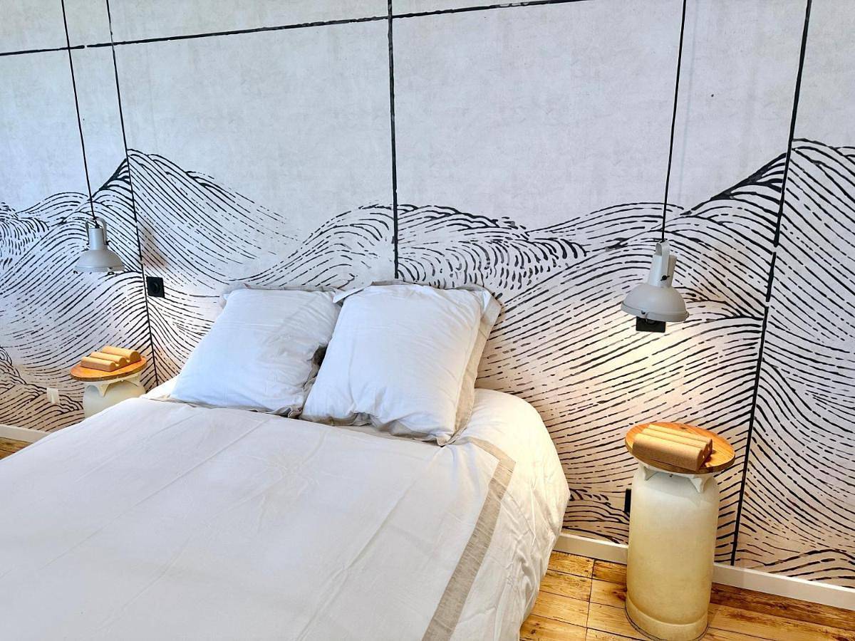Appartement entier, Au Bon Accueil - Appartement vue mer - Hyper centre - Avec Home-Cinéma in Carantec, Ceinture Dorée