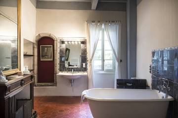 Château pour 18 Personnes dans Cesseras, Parc naturel régional du Haut-Languedoc, Photo 4