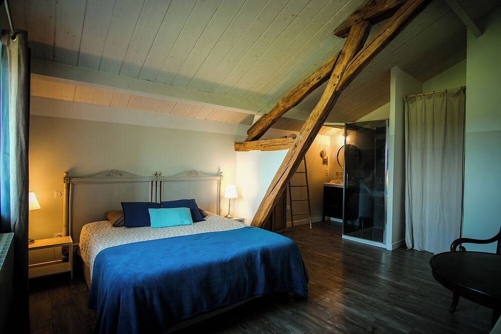 Excelente Villa De 4 * De 300m2 Solo Para Usted, Piscina Privada Climatizada. in Douville, Périgord Pourpre