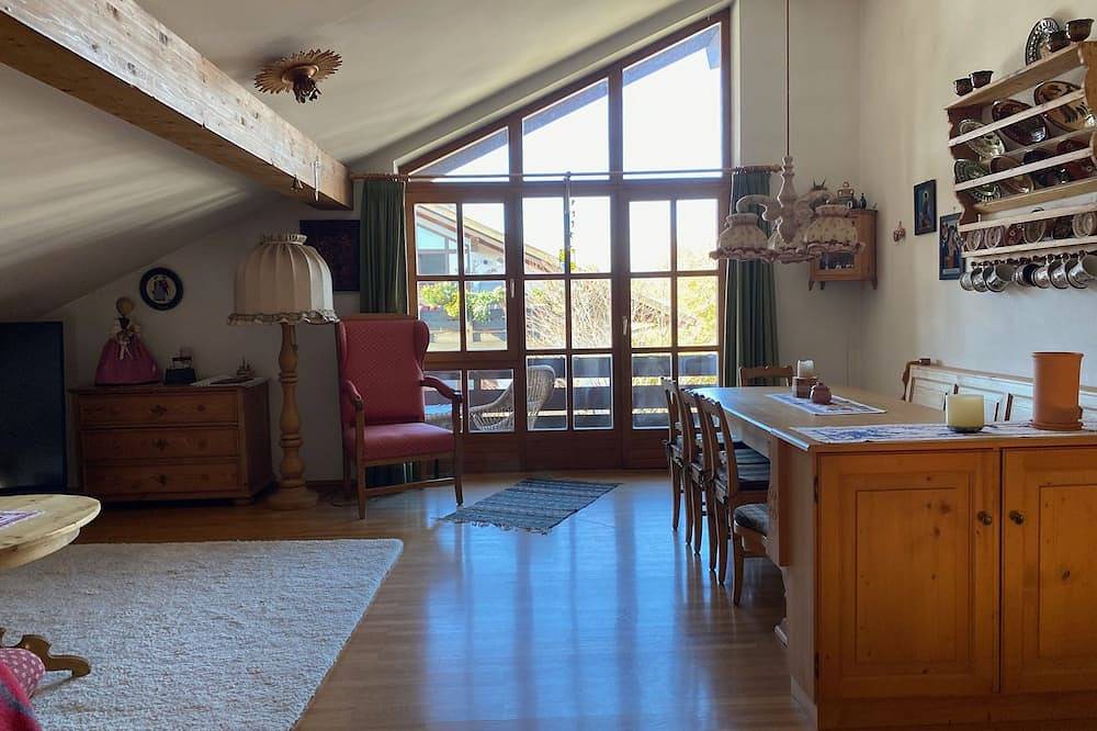 Ganze Wohnung, Gemütliche Wohnung in Murnau für bis zu 4 Personen in Murnau am Staffelsee, Das Blaue Land
