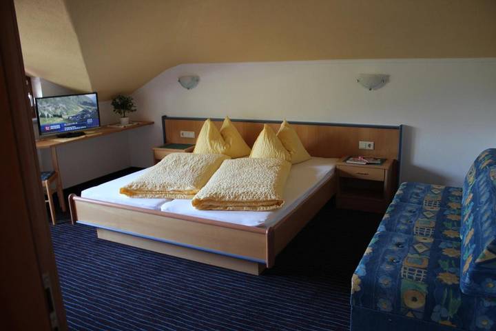 Ferienwohnung für 5 Personen, mit Ausblick und Sauna sowie Balkon, mit Haustier in Obergurgl - 2