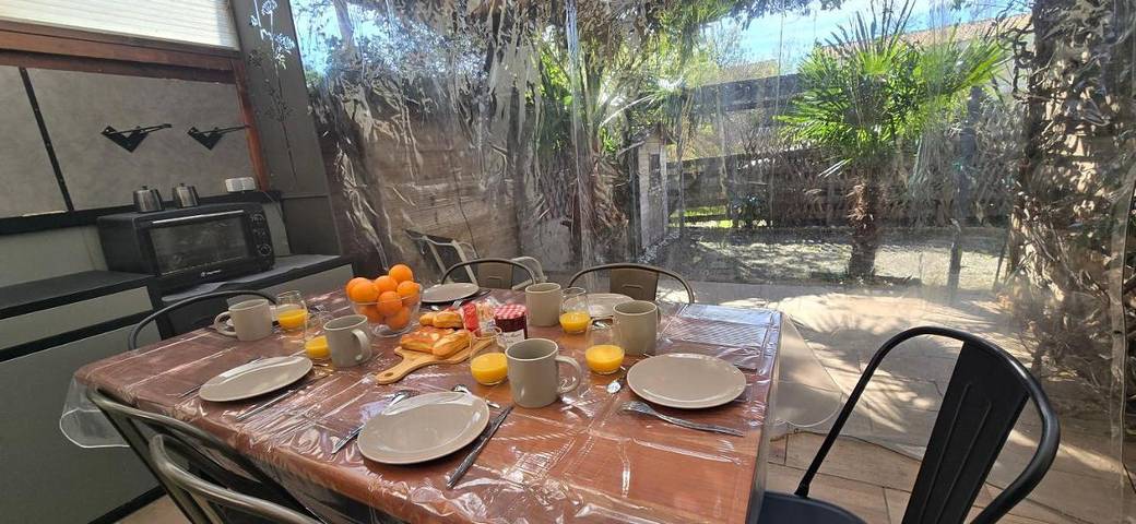Location de vacances pour 6 personnes, avec jardin dans Salin-de-Giraud - 4