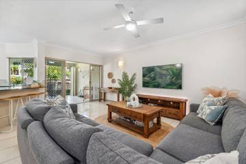 Holiday Rental for 4 People in Parramatta Park, Cairns, Photo 2