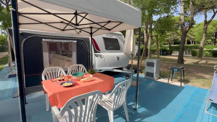 Bungalow für 4 Personen, mit Terrasse und Pool sowie Sauna in Cavallino - 3