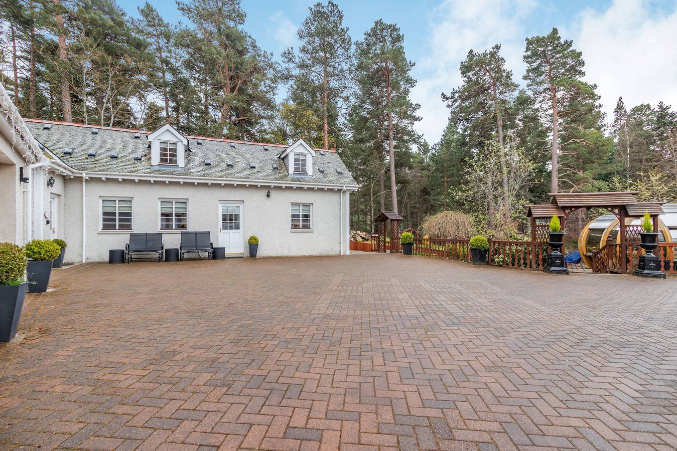 Dunstaffnage Cottage in Grantown-on-Spey, Cairngorms National Park
