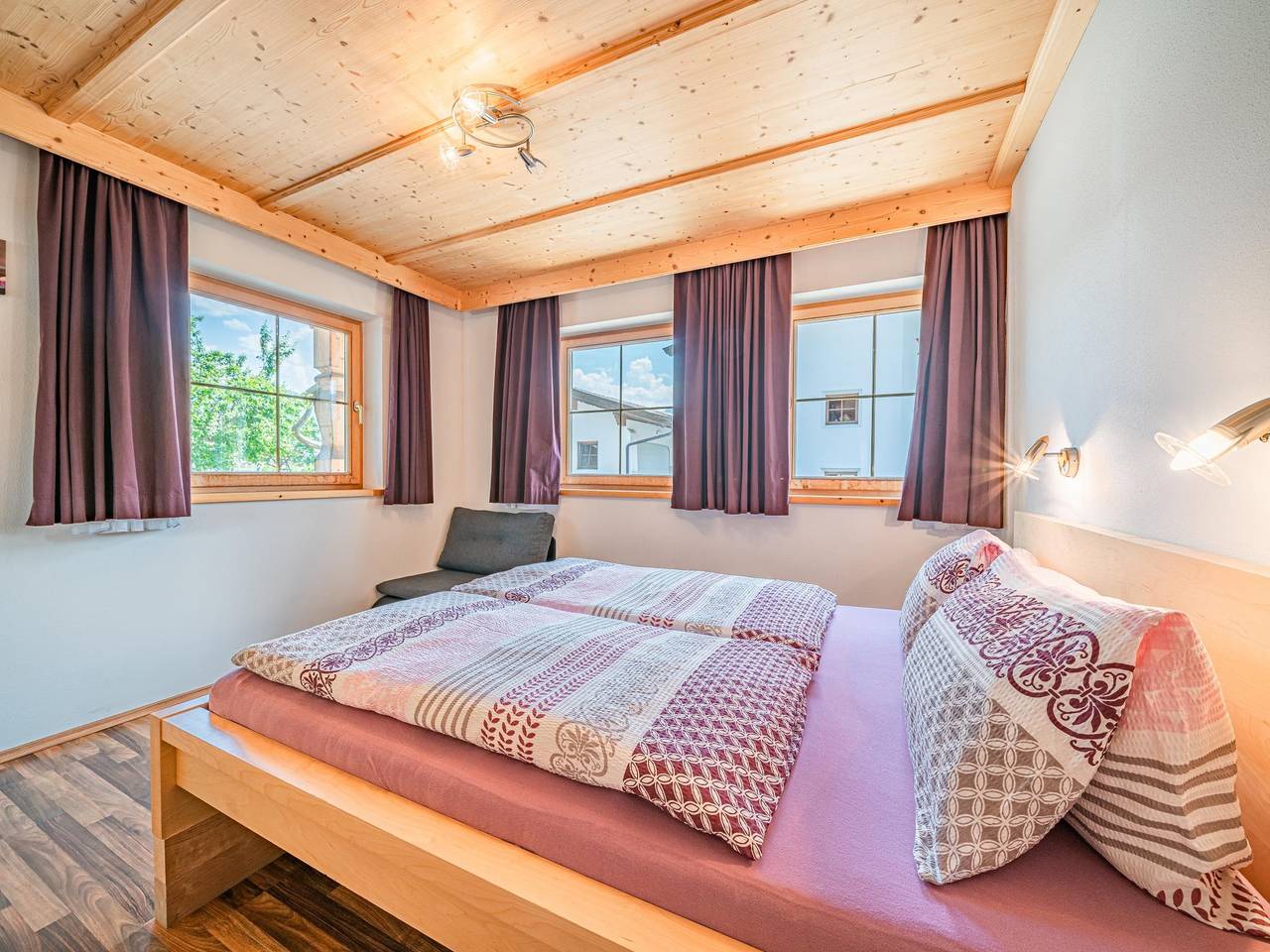 Apartamento entero, Cosy apartment with garden near ski area in Hopfgarten im Brixental, Brixen valley