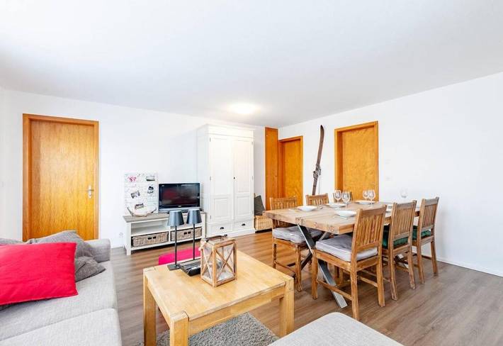 Gîte pour 4 personnes, avec terrasse, animaux acceptés dans Axalp