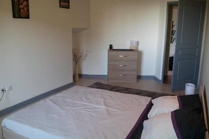 Location de vacances pour 5 personnes, avec terrasse à Saint-Pierre-de-Vassols - 2