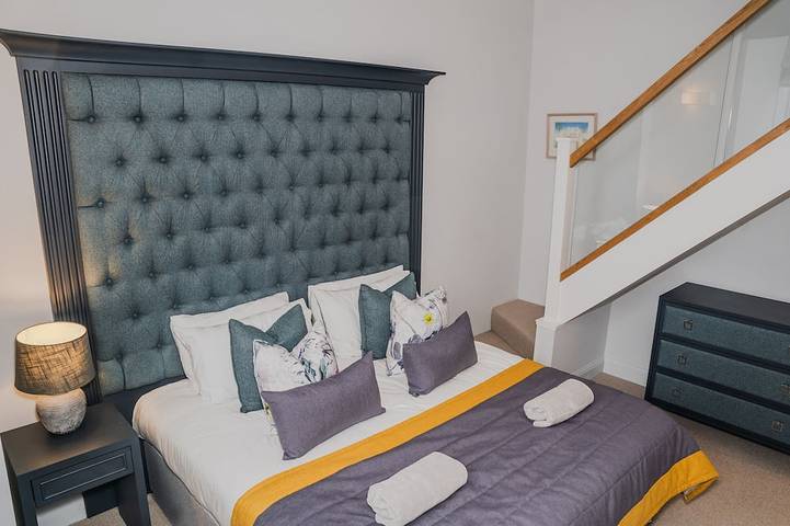 The Kinross Residence -  a beautiful apartment in Kinross sleeping six guests in Perthshire