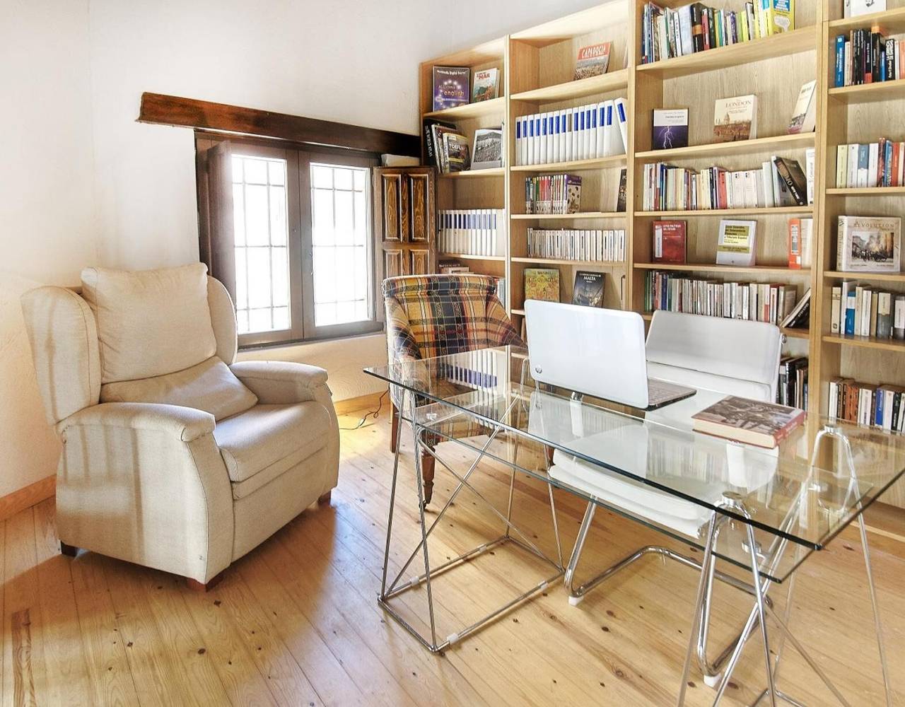 Casa de vacaciones 'Hestia' con vistas a la montaña, balcón y Wi-Fi in Ayllón, Provincia de Segovia