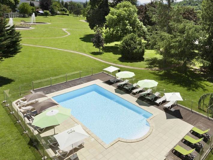 Hôtel pour 3 personnes, avec jardin ainsi que jacuzzi et piscine dans Thermes Marlioz