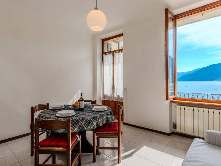 Gîte pour 4 personnes, avec jardin ainsi que balcon et vue sur le lac à Argegno - 3