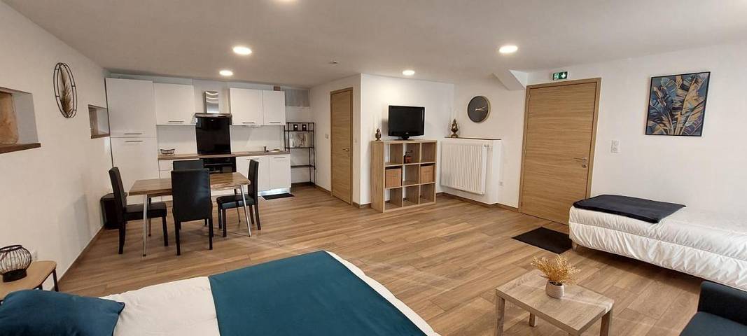 Gîte pour 3 personnes, avec jardin dans Spincourt - 2