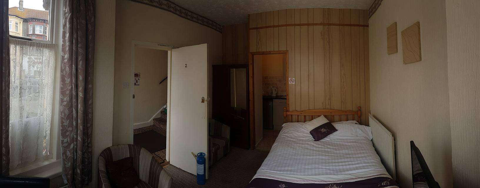 Entire holiday apartment, Flat - Sleeps 2 & Parking Available in Great Yarmouth, The Broads